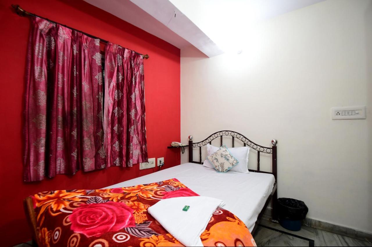 Hotel New India Guest House ชัยปุระ ภายนอก รูปภาพ