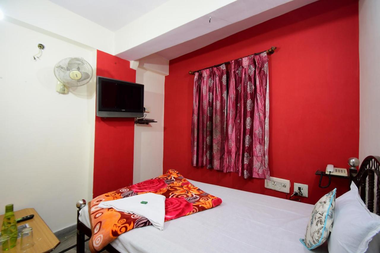 Hotel New India Guest House ชัยปุระ ภายนอก รูปภาพ