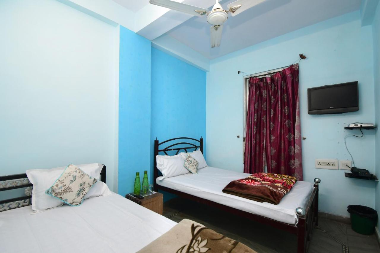 Hotel New India Guest House ชัยปุระ ภายนอก รูปภาพ