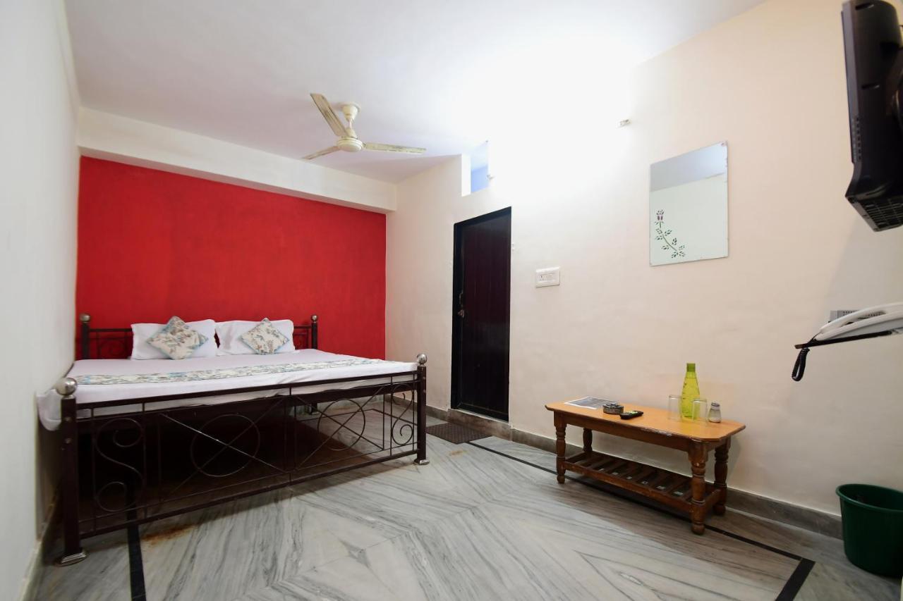 Hotel New India Guest House ชัยปุระ ภายนอก รูปภาพ