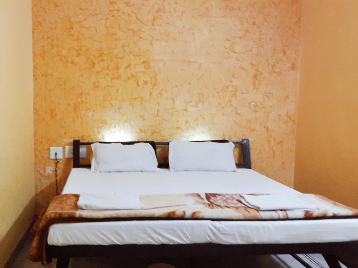 Hotel New India Guest House ชัยปุระ ภายนอก รูปภาพ